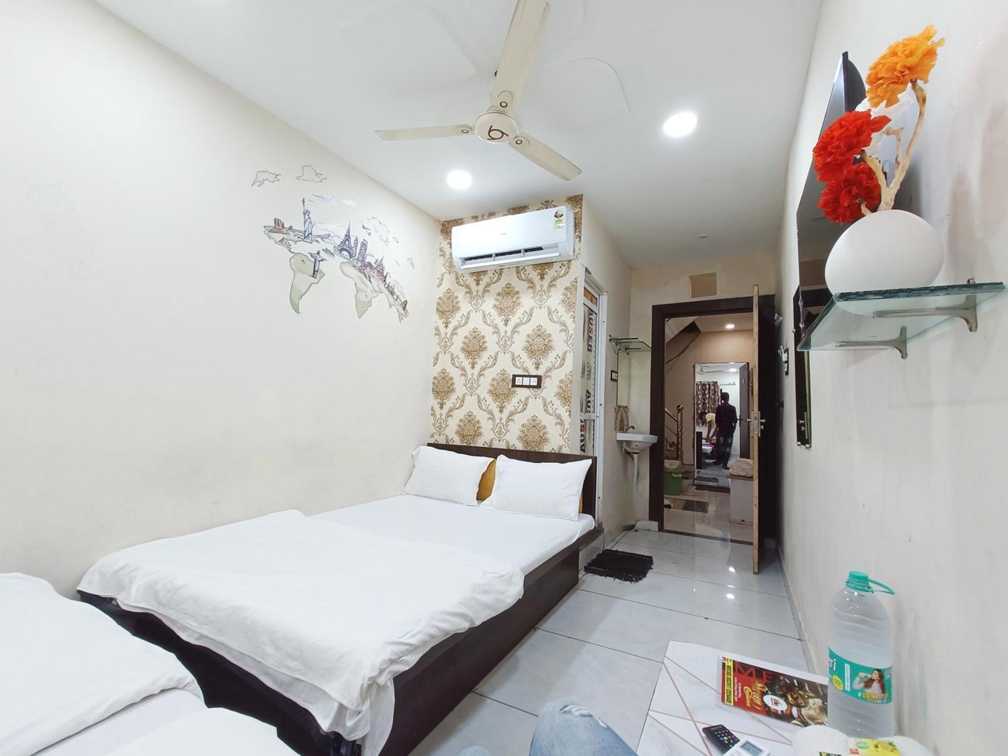 Ginger Hotels Ujjain Tower Kshipra Inn-Family Stay Airconditioned Hotel Exterior foto