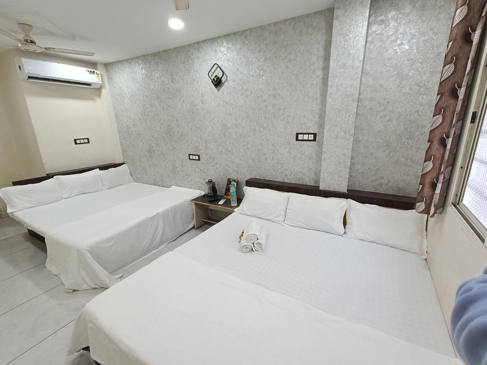 Ginger Hotels Ujjain Tower Kshipra Inn-Family Stay Airconditioned Hotel Exterior foto